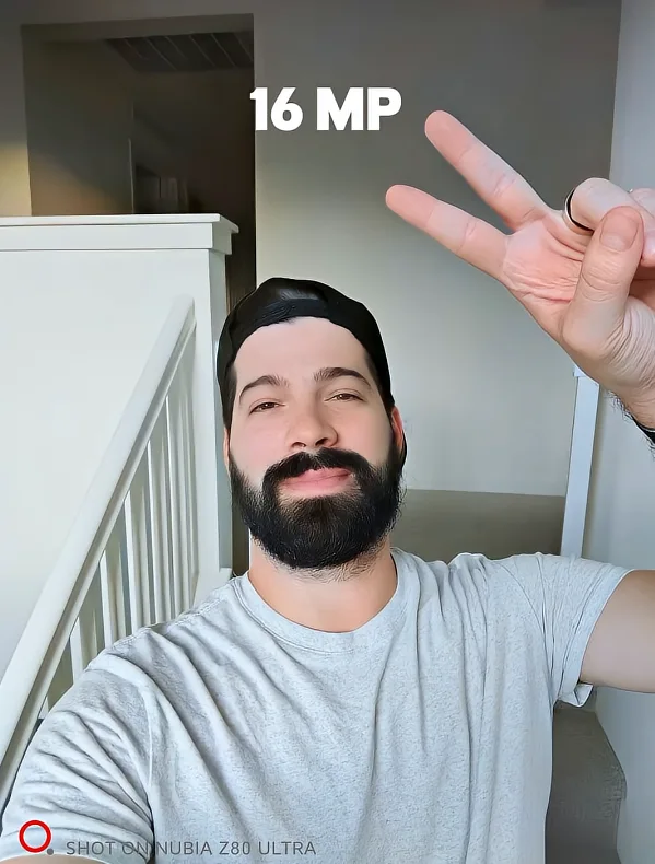 selfie 1 Nubia Z80 Ultra