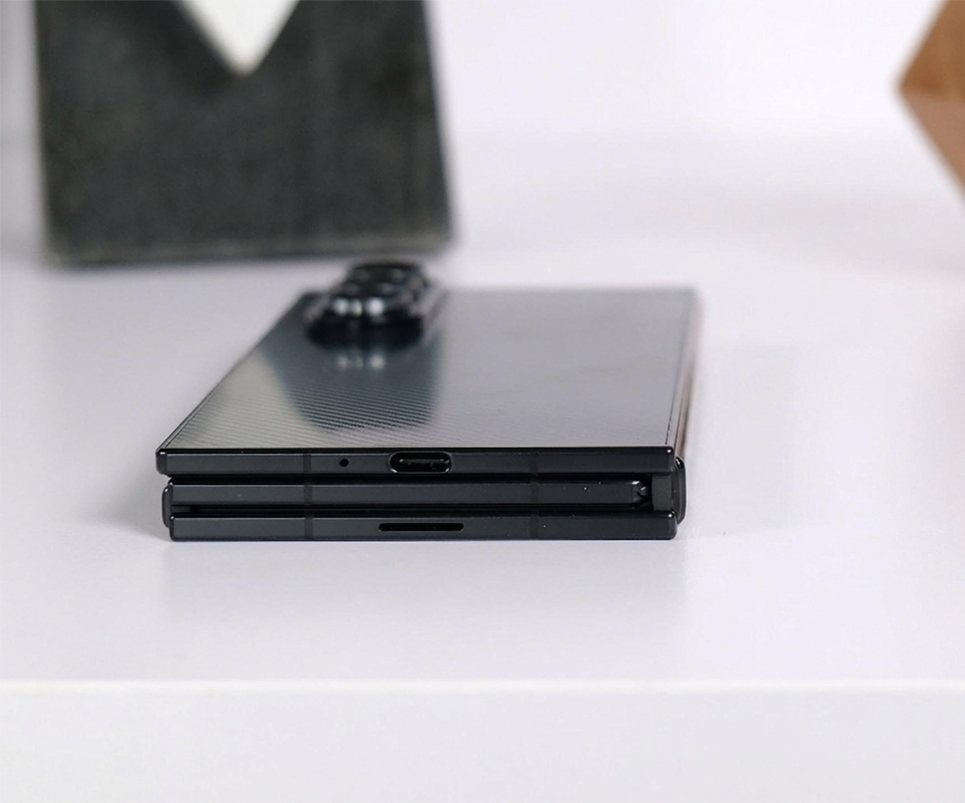 Samsung Galaxy Z TriFold - Durabilidad y bisagra