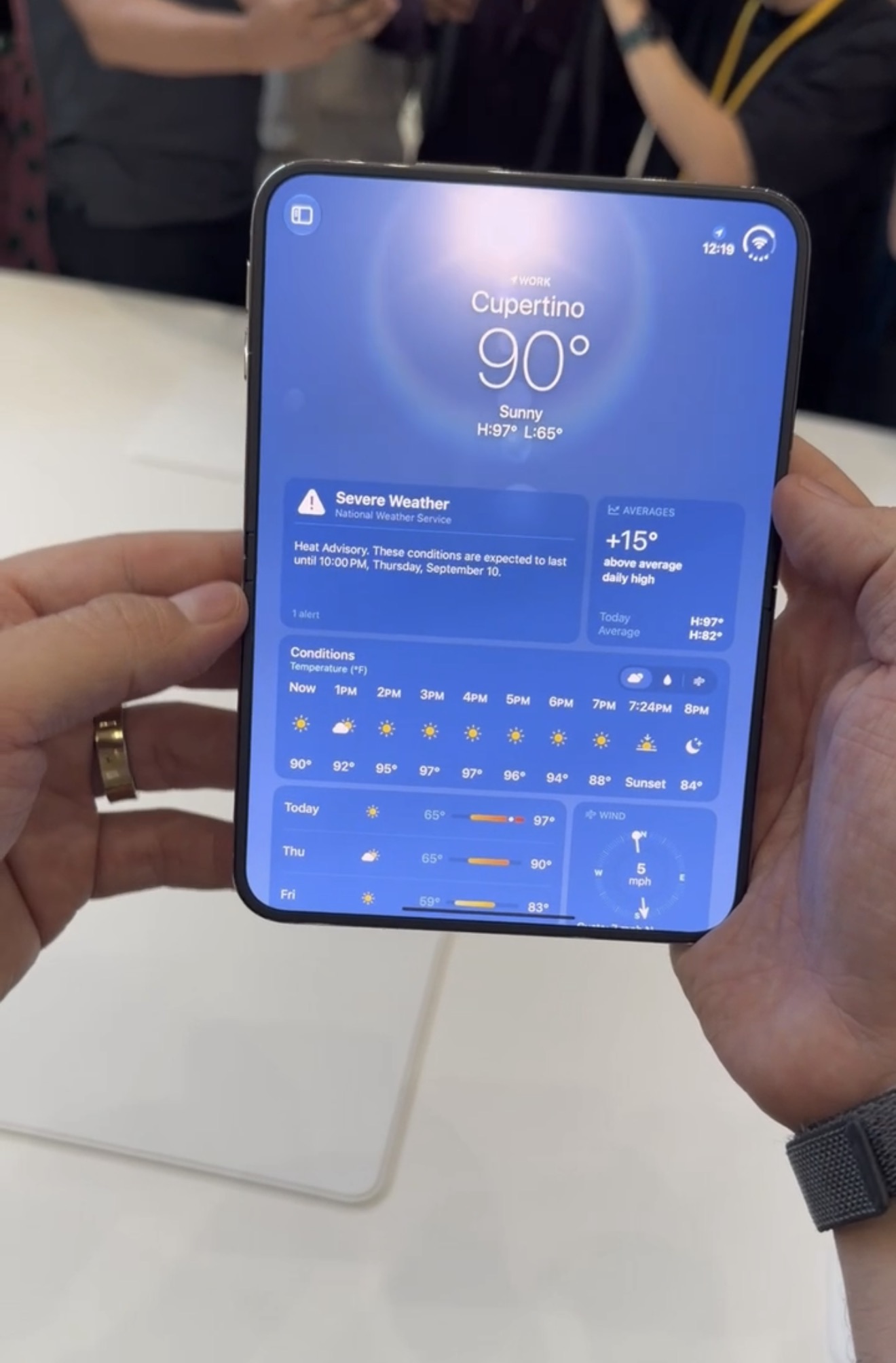 Aplicación del clima adaptada a la pantalla del iPhone Duo