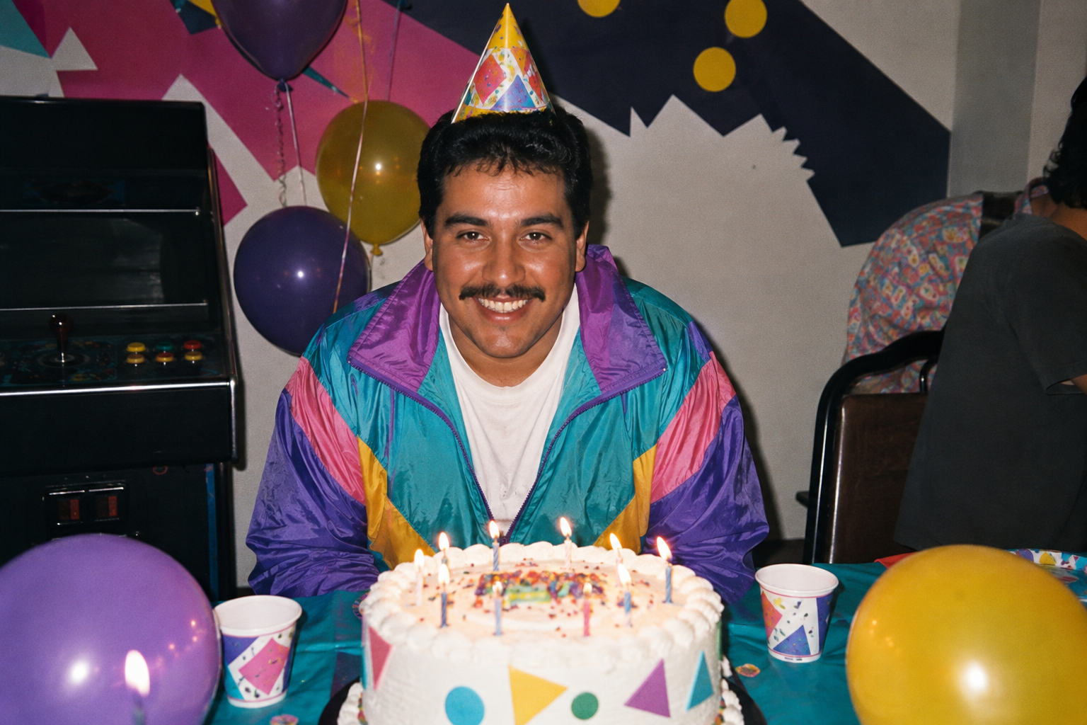 Fiesta de cumpleaños de los años 90 creada con Gemini